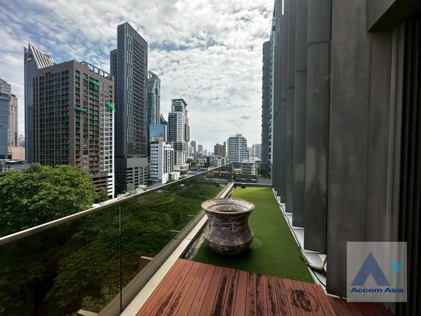  1  3 br Apartment for rent and sale in Sukhumvit ,Bangkok  at Modern Apartment AA44028