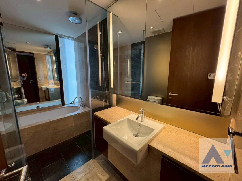 12  2 br Condominium for rent and sale in Ploenchit ,Bangkok BTS Ratchadamri at Hansar Residence AA44030