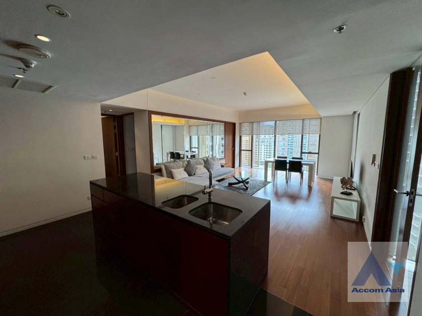 5  2 br Condominium for rent and sale in Ploenchit ,Bangkok BTS Ratchadamri at Hansar Residence AA44030