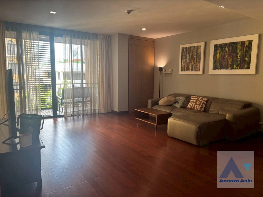 Condominium For Rent & Sale in Rama 1, Bangkok Code AA44031