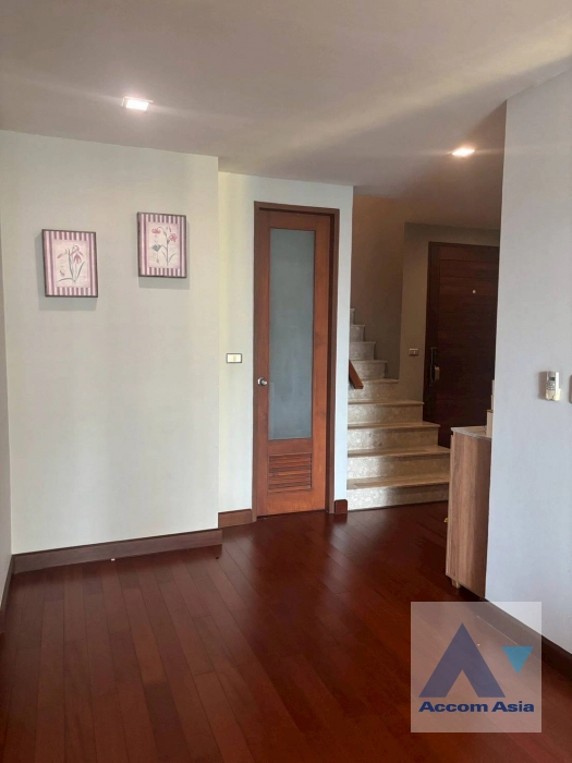 6  3 br Condominium for rent and sale in Ploenchit ,Bangkok BTS National Stadium at Pathumwan Oasis AA44031