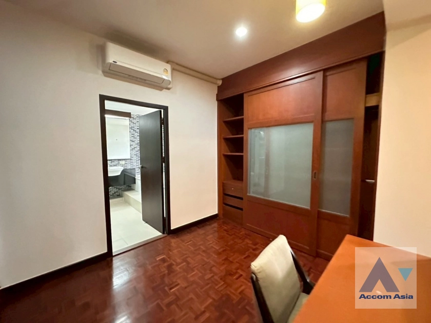 6  4 br Apartment for rent and sale in Sathorn ,Bangkok BTS Chong Nonsi - MRT Lumphini at Perfect Living In Bangkok AA44037