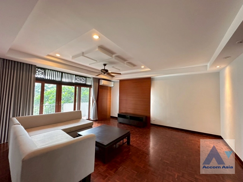 unit 4 Bedrooms  Apartment For Rent & Sale in Sathorn, Bangkok  near BTS Chong Nonsi - MRT Lumphini (AA44037)