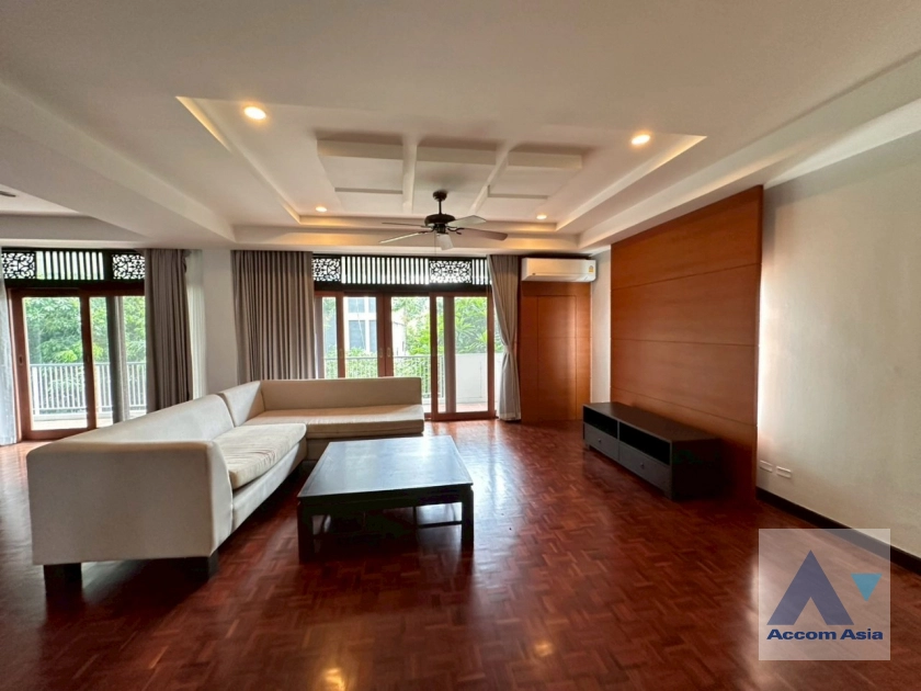  Perfect Living In Bangkok Apartment  4 Bedroom for Sale & Rent MRT Lumphini in Sathorn Bangkok