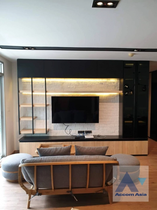 unit 1 Bedroom  Condominium For Sale in Sukhumvit, Bangkok  near BTS On Nut (AA44038)