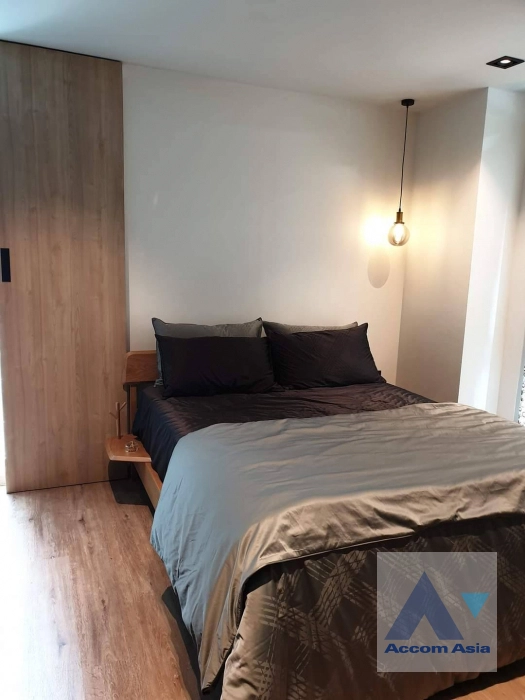 unit 1 Bedroom  Condominium For Sale in Sukhumvit, Bangkok  near BTS On Nut (AA44038)