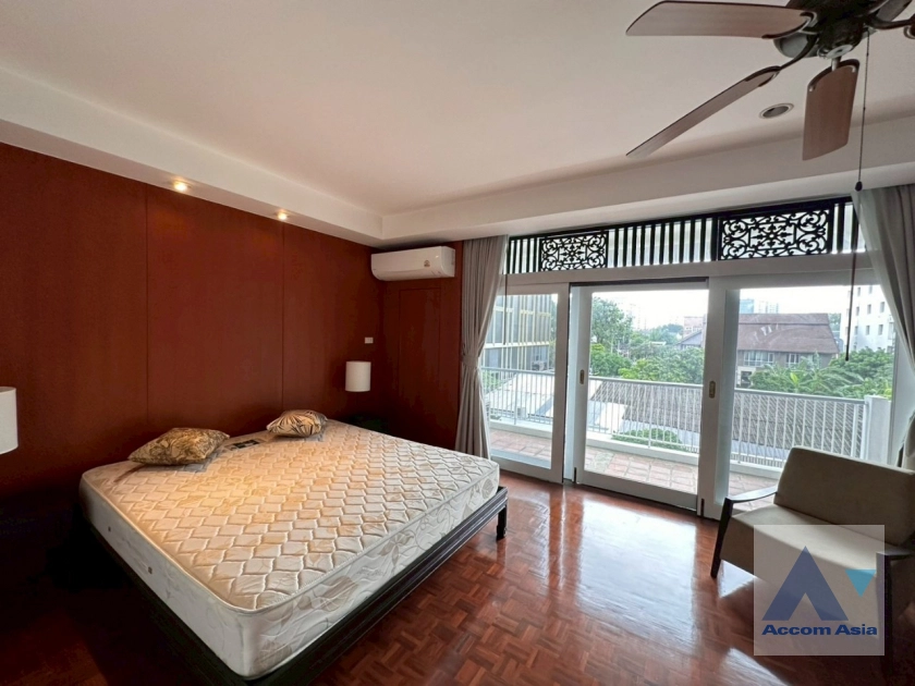 8  4 br Apartment For Rent in Sathorn ,Bangkok BTS Chong Nonsi - MRT Lumphini at Perfect Living In Bangkok AA44039