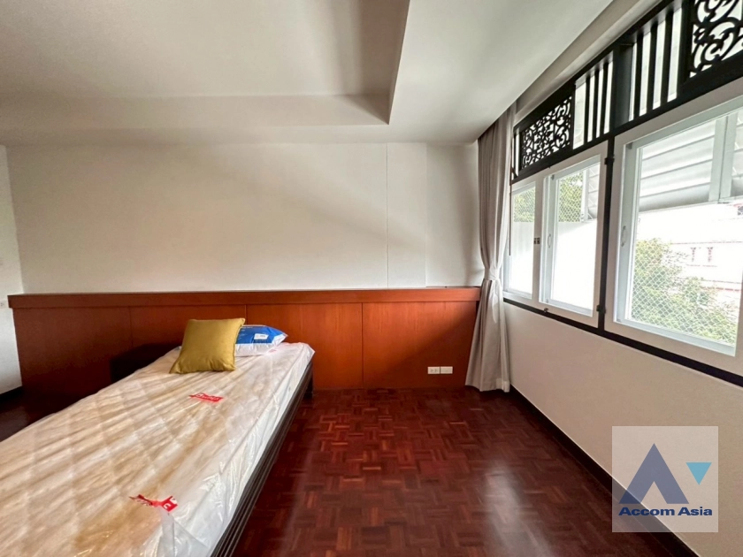 20  4 br Apartment For Rent in Sathorn ,Bangkok BTS Chong Nonsi - MRT Lumphini at Perfect Living In Bangkok AA44039