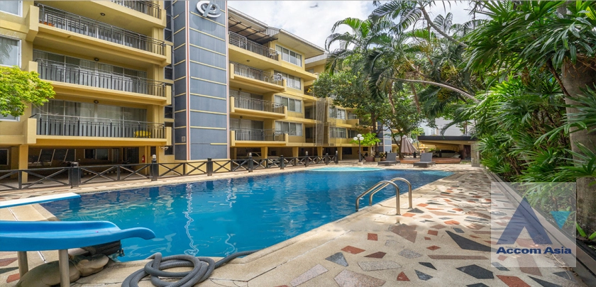 Pet friendly |  Specifically designed as homey Apartment  3 Bedroom for Sale & Rent BTS Thong Lo in Sukhumvit Bangkok