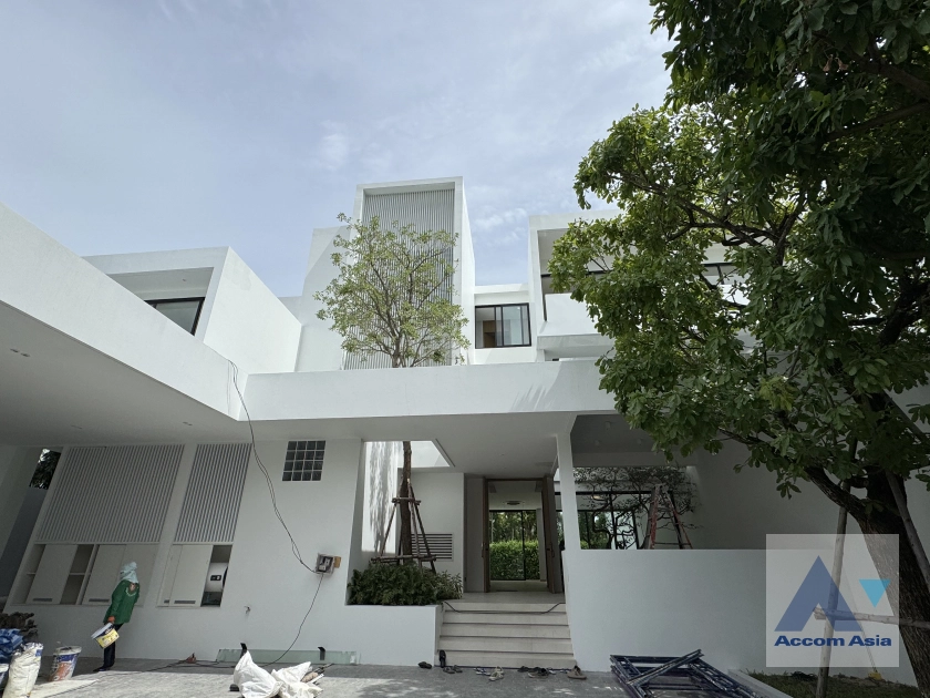 4  4 br House For Rent in Lat Phrao ,Bangkok  AA44047