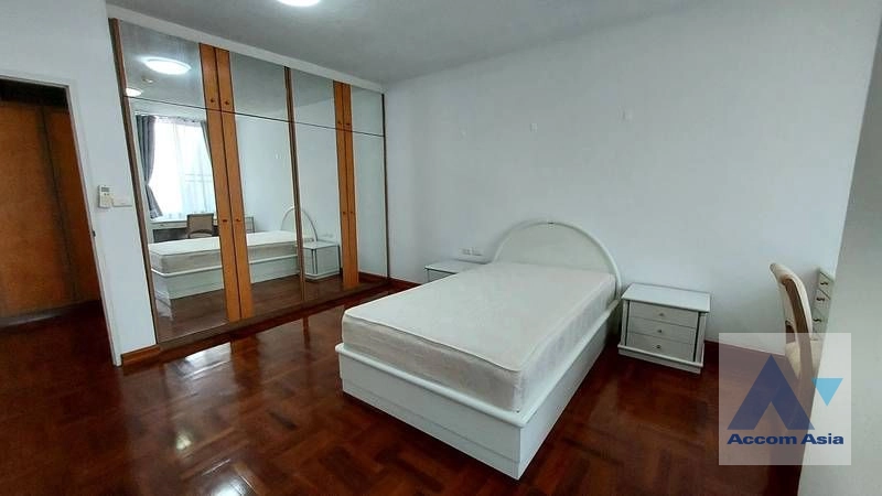 8  3 br Apartment for rent and sale in Ploenchit ,Bangkok BTS Chitlom at Heart of Langsuan - Privacy AA44052