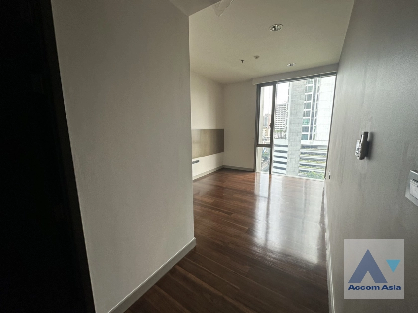 11  3 br Apartment For Rent in Sukhumvit ,Bangkok  at Modern Apartment AA44059