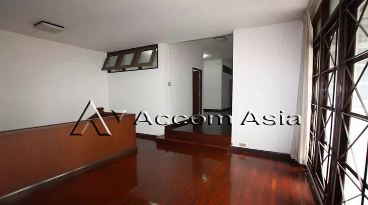 5  3 br House For Rent in sukhumvit ,Bangkok BTS Asok 4004001