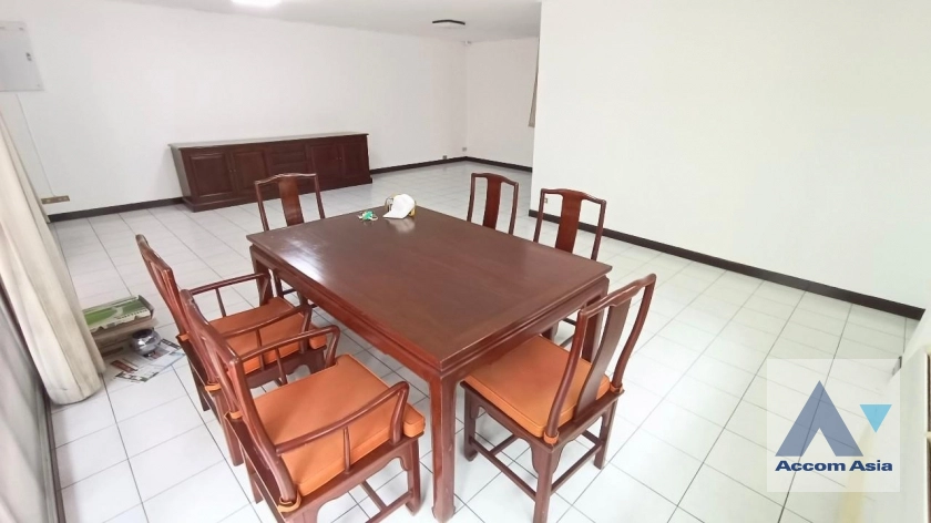 6  3 br House for rent and sale in Sukhumvit ,Bangkok BTS Asok 4004001