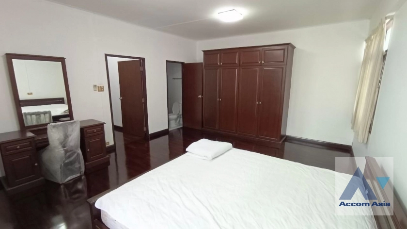 20  3 br House for rent and sale in Sukhumvit ,Bangkok BTS Asok 4004001
