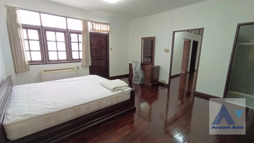 19  3 br House for rent and sale in Sukhumvit ,Bangkok BTS Asok 4004001