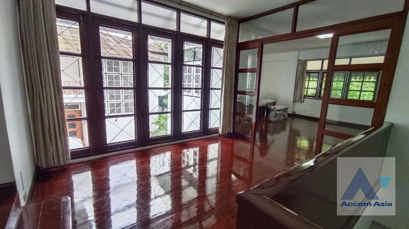 14  3 br House for rent and sale in Sukhumvit ,Bangkok BTS Asok 4004001