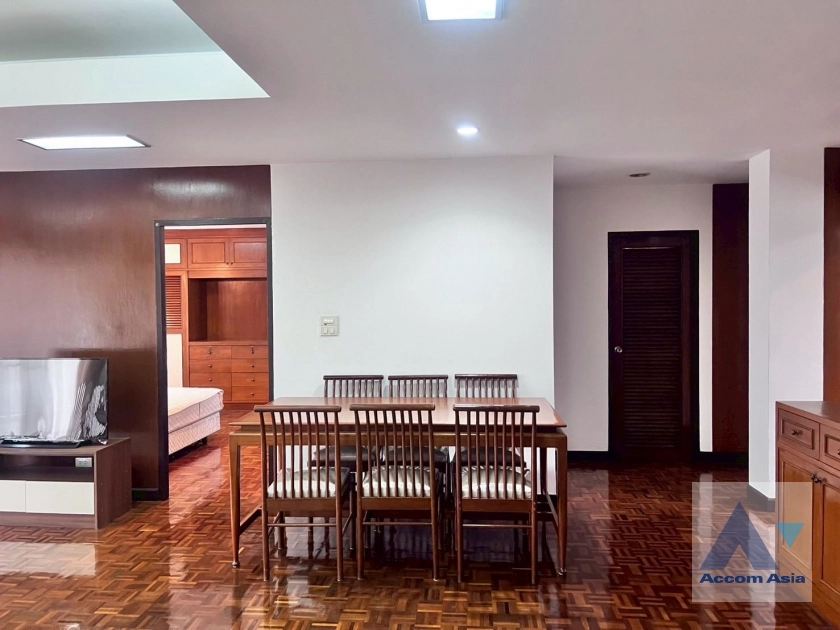 5  3 br Apartment for rent and sale in Sukhumvit ,Bangkok BTS Thong Lo at Greenery garden and privacy AA44083