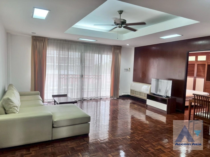 unit 3 Bedrooms  Apartment For Rent & Sale in Sukhumvit, Bangkok  near BTS Thong Lo (AA44083)