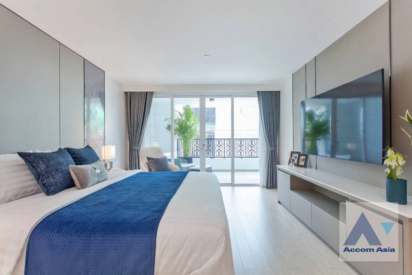 10  2 br Apartment for rent and sale in Sukhumvit ,Bangkok BTS Ekkamai at New Modern Classic Apartment, Near Main Street AA44084