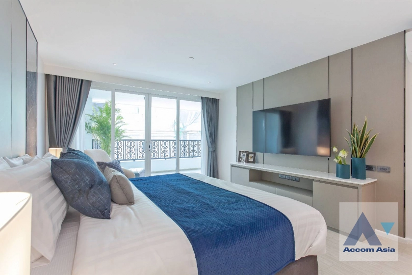 9  2 br Apartment for rent and sale in Sukhumvit ,Bangkok BTS Ekkamai at New Modern Classic Apartment, Near Main Street AA44084