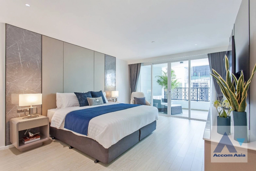 8  2 br Apartment for rent and sale in Sukhumvit ,Bangkok BTS Ekkamai at New Modern Classic Apartment, Near Main Street AA44084