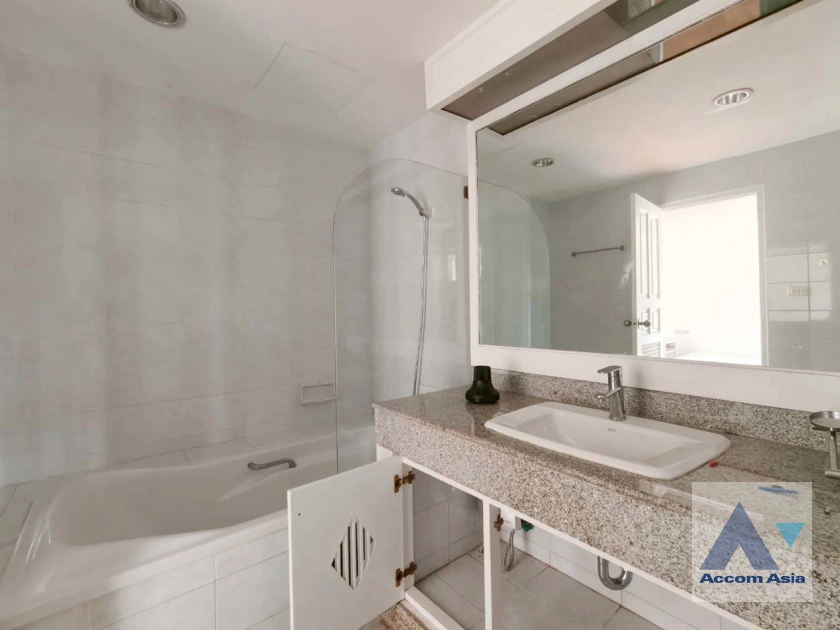 16  5 br Townhouse For Rent in Sathorn ,Bangkok BTS Chong Nonsi at A Homely Place Residence AA44091