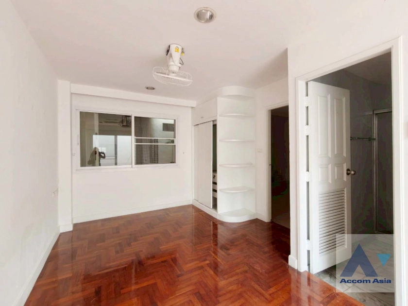 11  5 br Townhouse For Rent in Sathorn ,Bangkok BTS Chong Nonsi at A Homely Place Residence AA44091