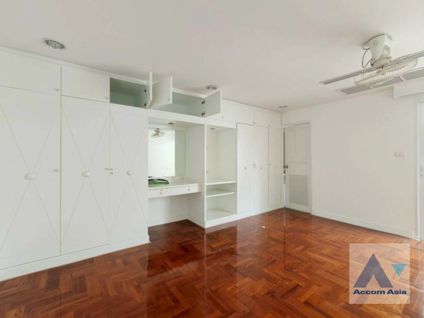 12  5 br Townhouse For Rent in Sathorn ,Bangkok BTS Chong Nonsi at A Homely Place Residence AA44091
