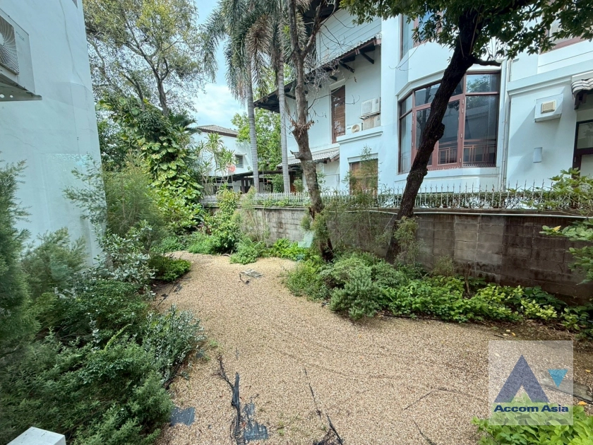 9  2 br House For Rent in Sukhumvit ,Bangkok BTS Bang Chak AA44092