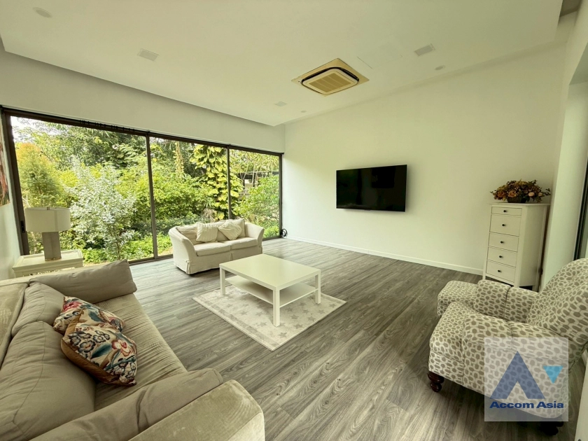 10  2 br House For Rent in Sukhumvit ,Bangkok BTS Bang Chak AA44092