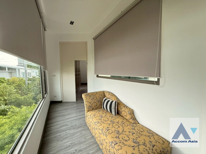 22  2 br House For Rent in Sukhumvit ,Bangkok BTS Bang Chak AA44092