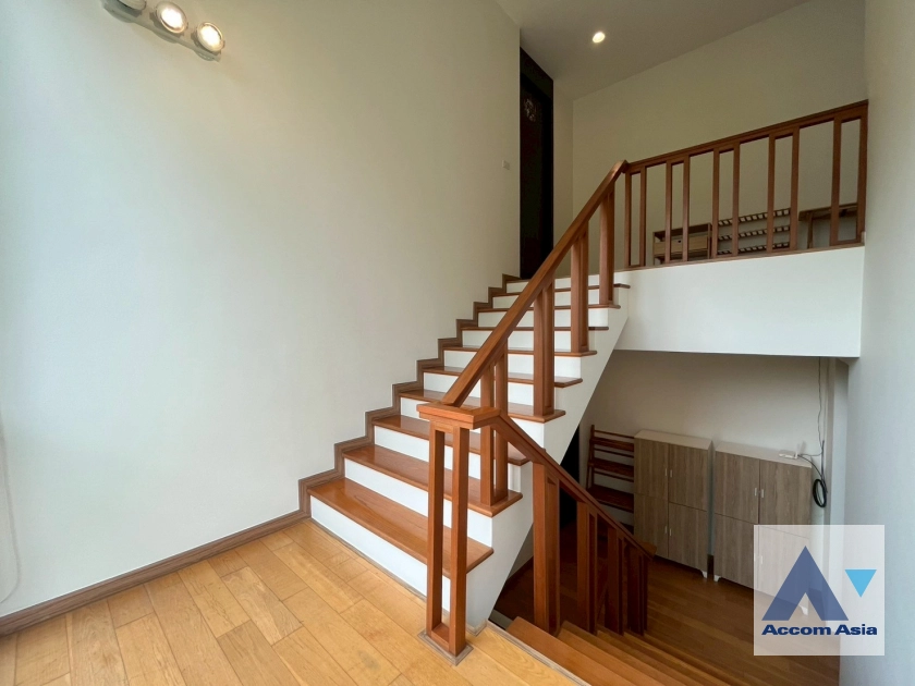 20  4 br House For Sale in Sukhumvit ,Bangkok BTS Phrom Phong AA44093