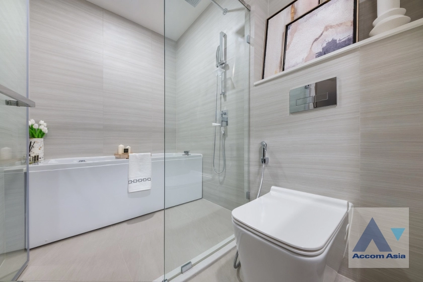 unit 1 Bedroom  Condominium For Rent & Sale in Sukhumvit, Bangkok  near BTS Thong Lo (AA44096)