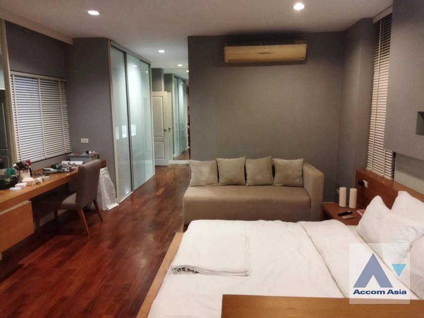 9  3 br House For Rent in Krungthep Kreetha ,Bangkok  at Nirvana Icon Wongwaen-Rama 9 AA44098