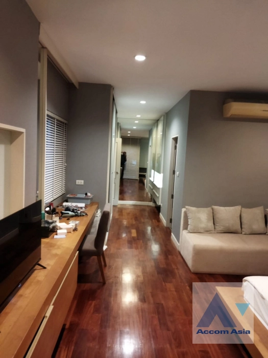 11  3 br House For Rent in Krungthep Kreetha ,Bangkok  at Nirvana Icon Wongwaen-Rama 9 AA44098
