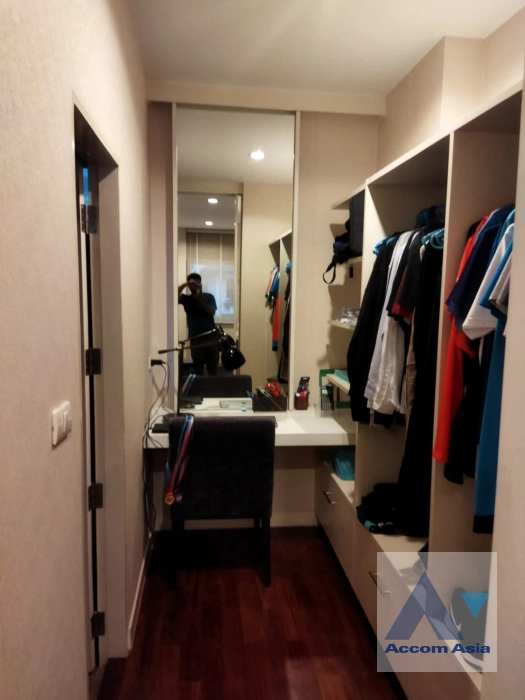 18  3 br House For Rent in Krungthep Kreetha ,Bangkok  at Nirvana Icon Wongwaen-Rama 9 AA44098