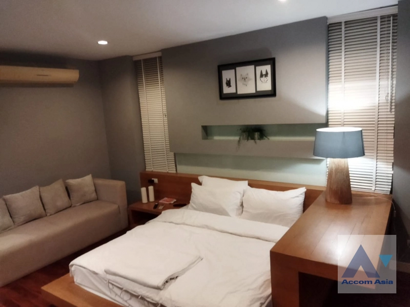27  3 br House For Rent in Krungthep Kreetha ,Bangkok  at Nirvana Icon Wongwaen-Rama 9 AA44098