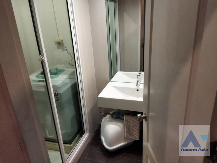 33  3 br House For Rent in Krungthep Kreetha ,Bangkok  at Nirvana Icon Wongwaen-Rama 9 AA44098