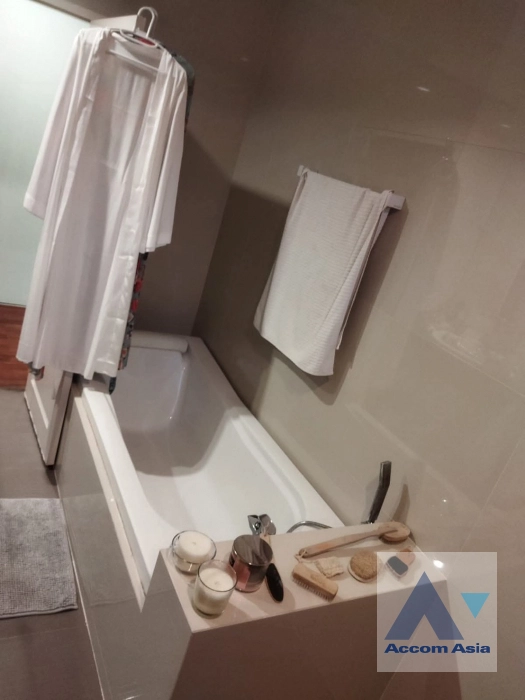 31  3 br House For Rent in Krungthep Kreetha ,Bangkok  at Nirvana Icon Wongwaen-Rama 9 AA44098