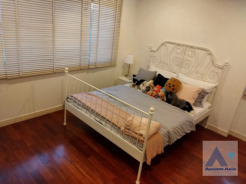 34  3 br House For Rent in Krungthep Kreetha ,Bangkok  at Nirvana Icon Wongwaen-Rama 9 AA44098