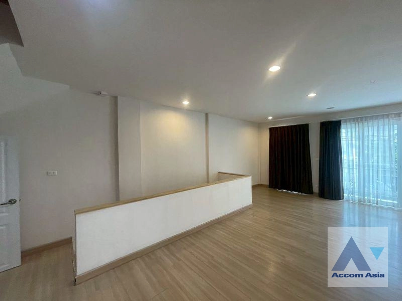 11  2 br Townhouse For Rent in Bang Na ,Bangkok BTS Udomsuk at Townhouse AA44099