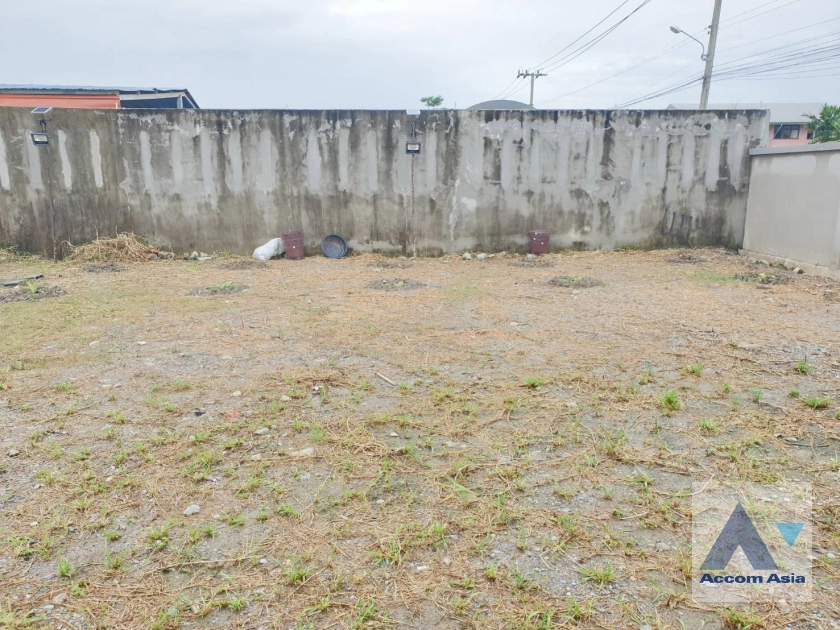 6  Land For Rent in Pattanakarn ,Bangkok  AA44102