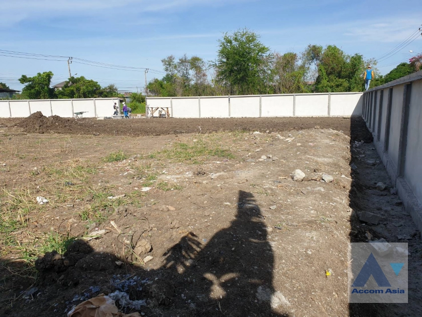 7  Land For Rent in Pattanakarn ,Bangkok  AA44102