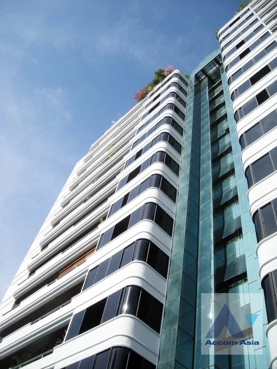 unitPet friendly |  2 Bedrooms  Apartment For Rent & Sale in Sukhumvit, Bangkok  near BTS Nana - MRT Sukhumvit (AA44126)