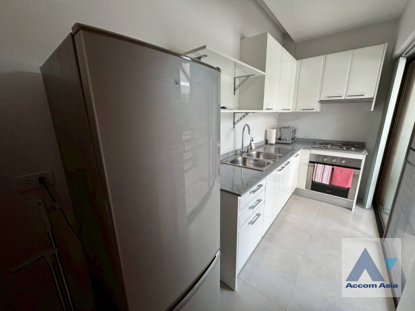 6  2 br Apartment for rent and sale in Sathorn ,Bangkok BTS Sala Daeng - MRT Lumphini at A cozy apartment  AA44127