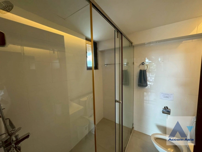 11  2 br Apartment for rent and sale in Sathorn ,Bangkok BTS Sala Daeng - MRT Lumphini at A cozy apartment  AA44127