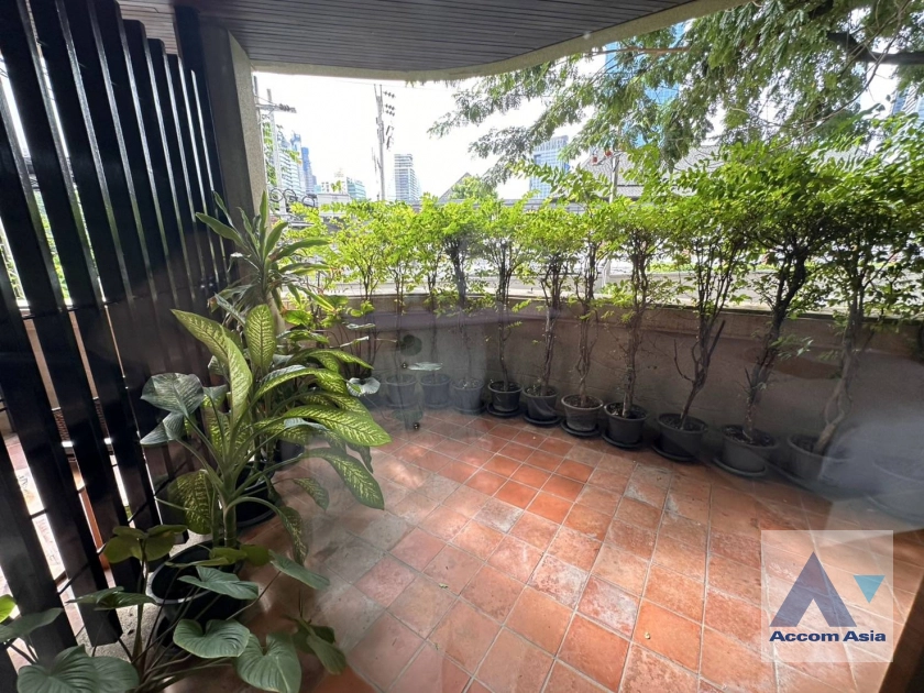 5  2 br Apartment for rent and sale in Sathorn ,Bangkok BTS Sala Daeng - MRT Lumphini at A cozy apartment  AA44128