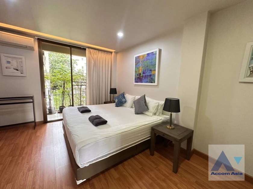26  2 br Apartment for rent and sale in Sathorn ,Bangkok BTS Sala Daeng - MRT Lumphini at A cozy apartment  AA44128