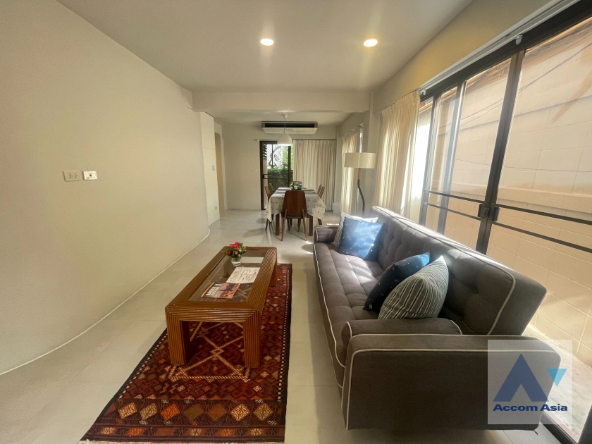 unitDuplex Condo |  2 Bedrooms  Apartment For Rent & Sale in Sathorn, Bangkok  near BTS Sala Daeng - MRT Lumphini (AA44128)